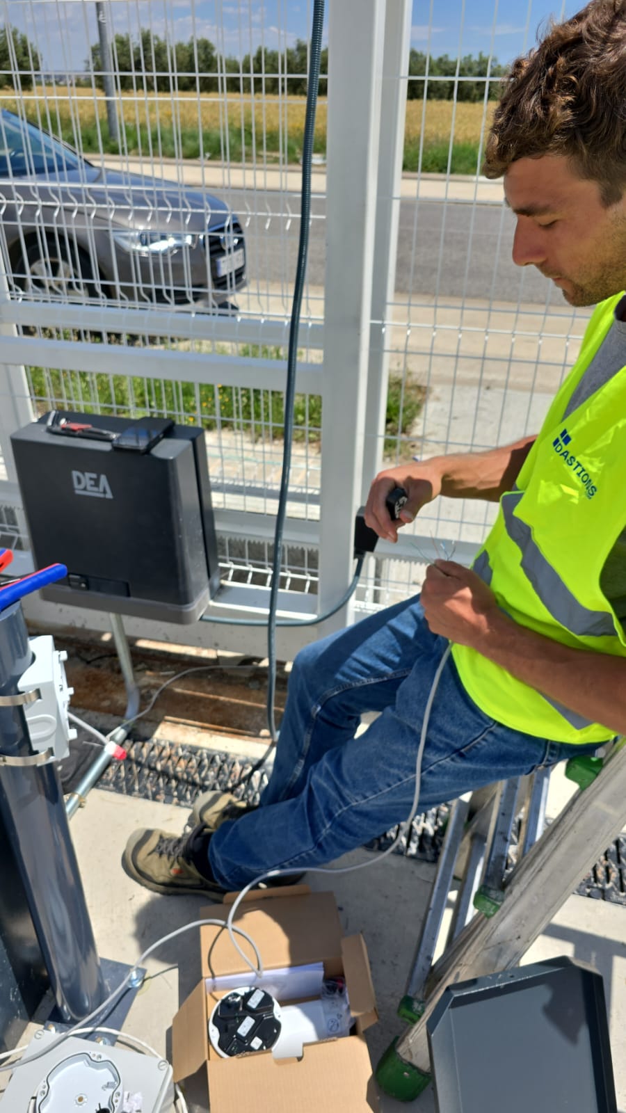 Sistema de control de accesos integrado por Dastions